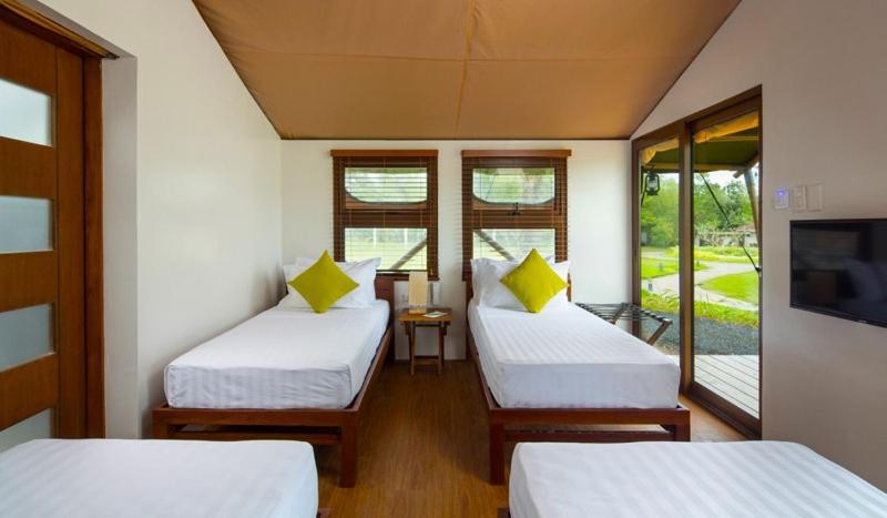 Solina Beach & Nature Resort Carles Экстерьер фото