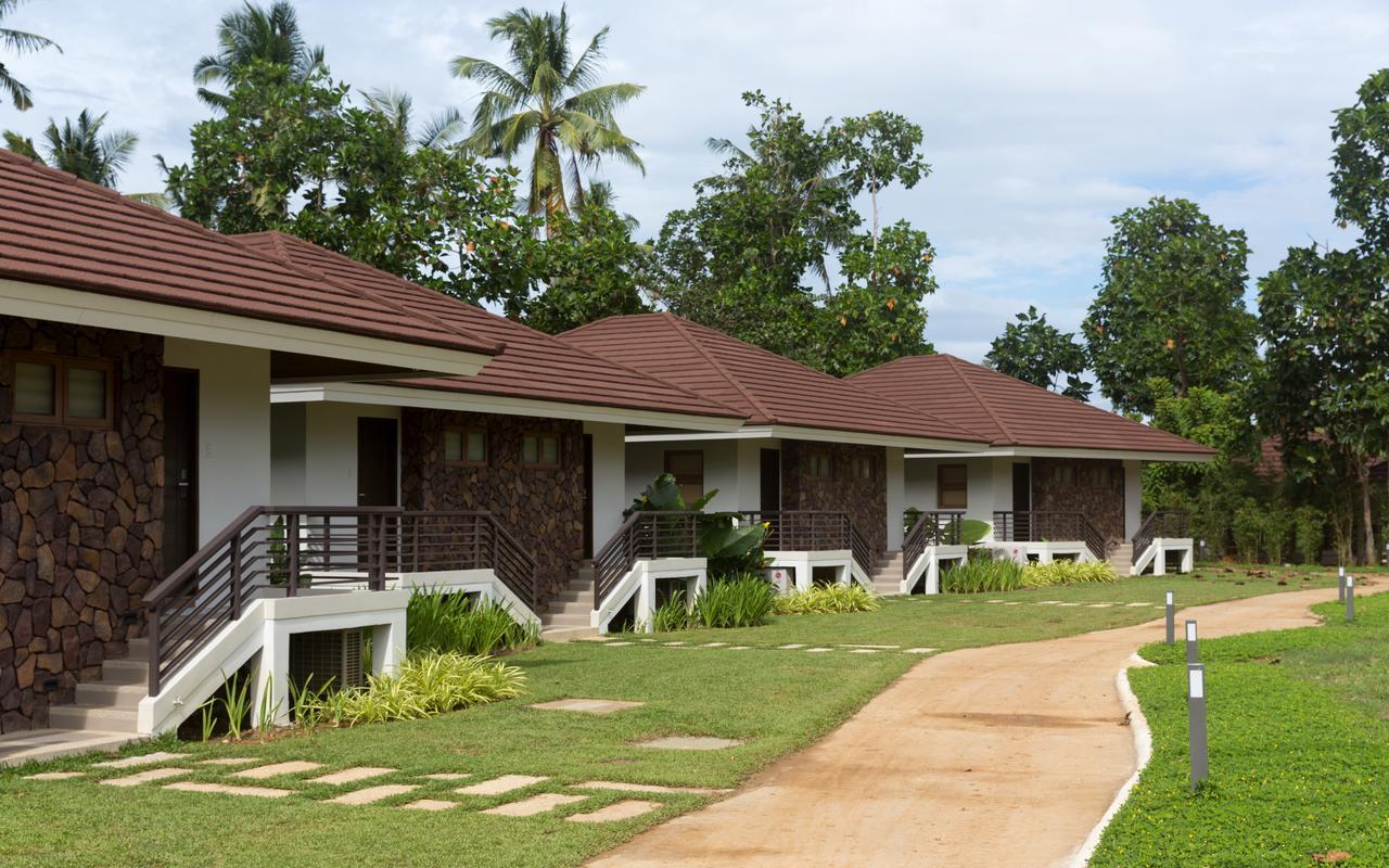 Solina Beach & Nature Resort Carles Экстерьер фото